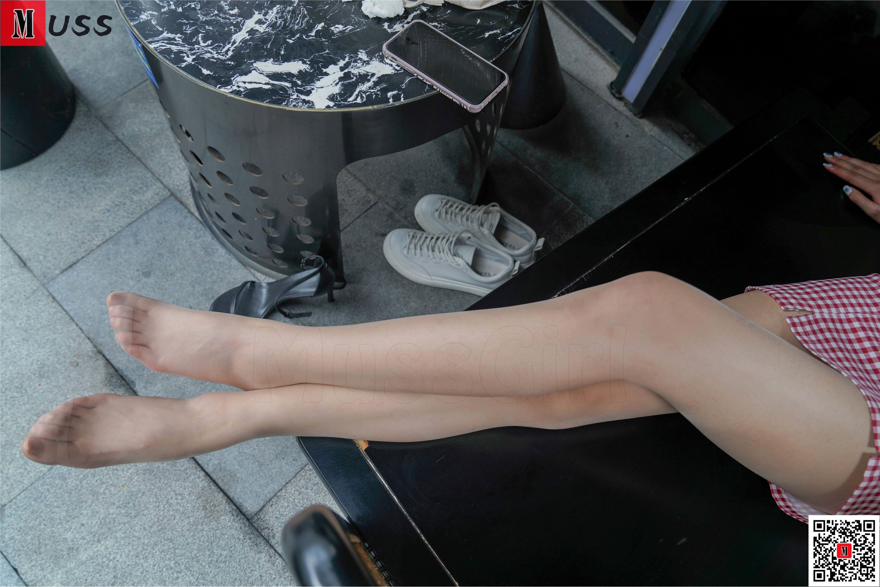 MussGirl慕丝女郎  NO.700 嘘嘘（中）